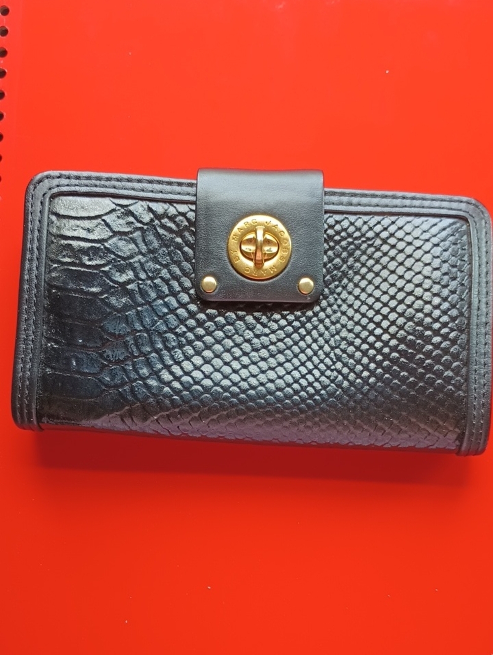 Marc Jacobs Croc Embossed Slim Wallet Leather Gold Turnlock